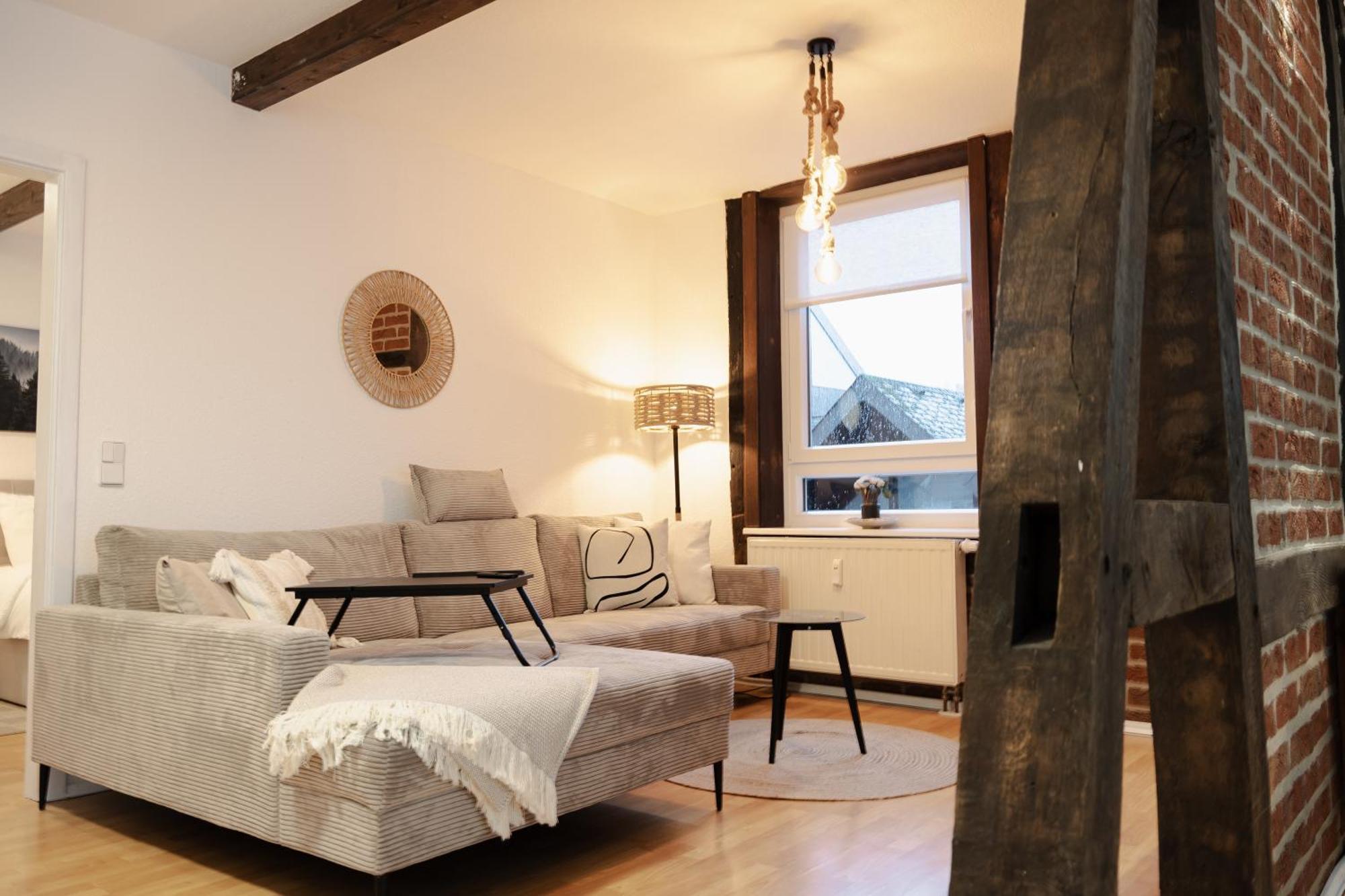 Jasta Homes Altstadt, Zentral, Ueberdachter Parkplatz, Netflix, Vollausstattung, Loft, Modern Und Komfort Hamelin Exteriér fotografie